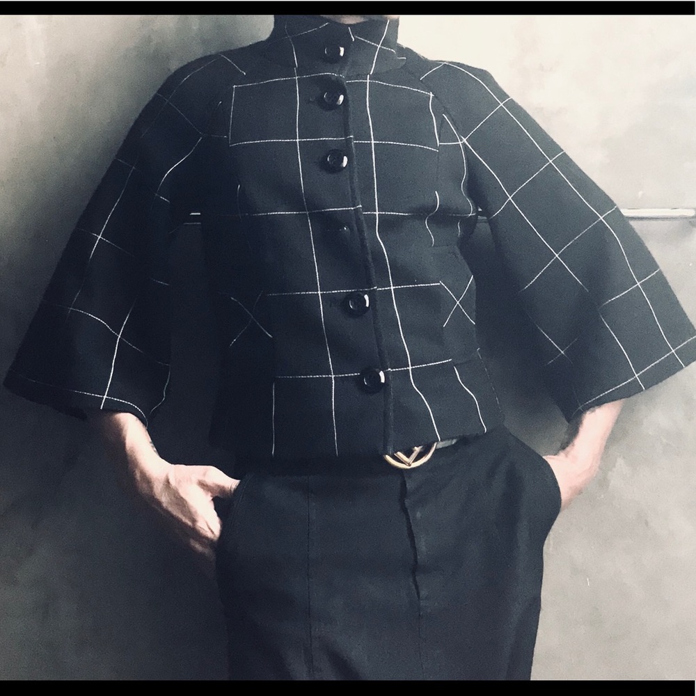 Per Se by Carlisle Bell Sleeved Crop Jacket
